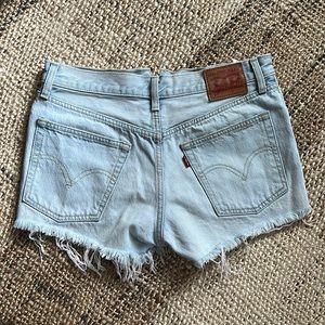 LEVI’S 501 Vintage Light Wash Shorts Size 26